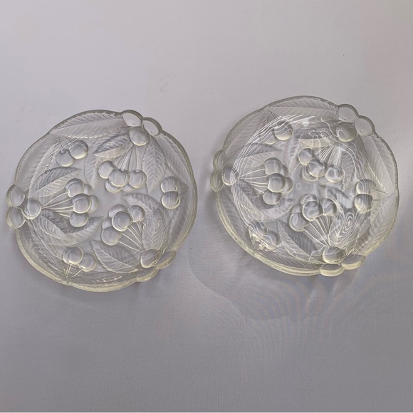 Mikasa Other - Mikasa BOUNTIFUL Clear Cherry Dessert Salad Plates x2